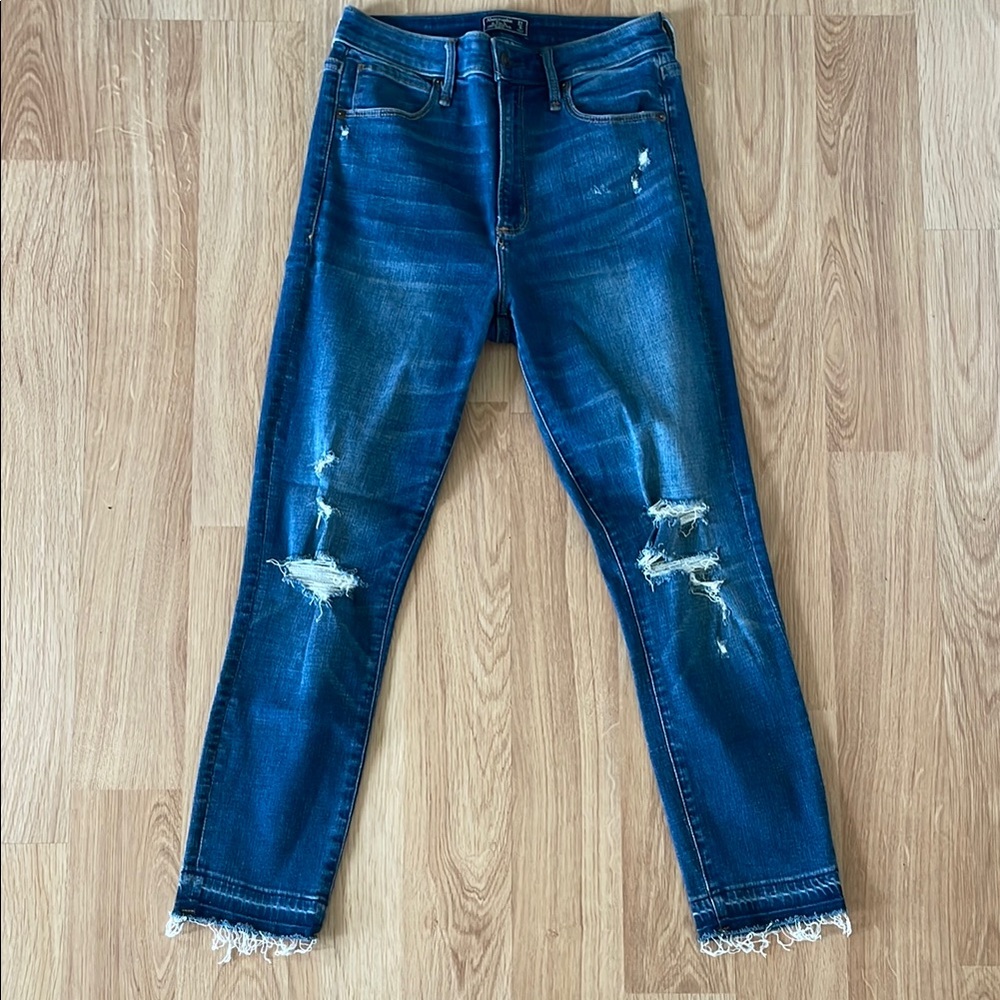 Abercrombie & Fitch Simone High Rise Ankle Jean - Picture 3 of 9